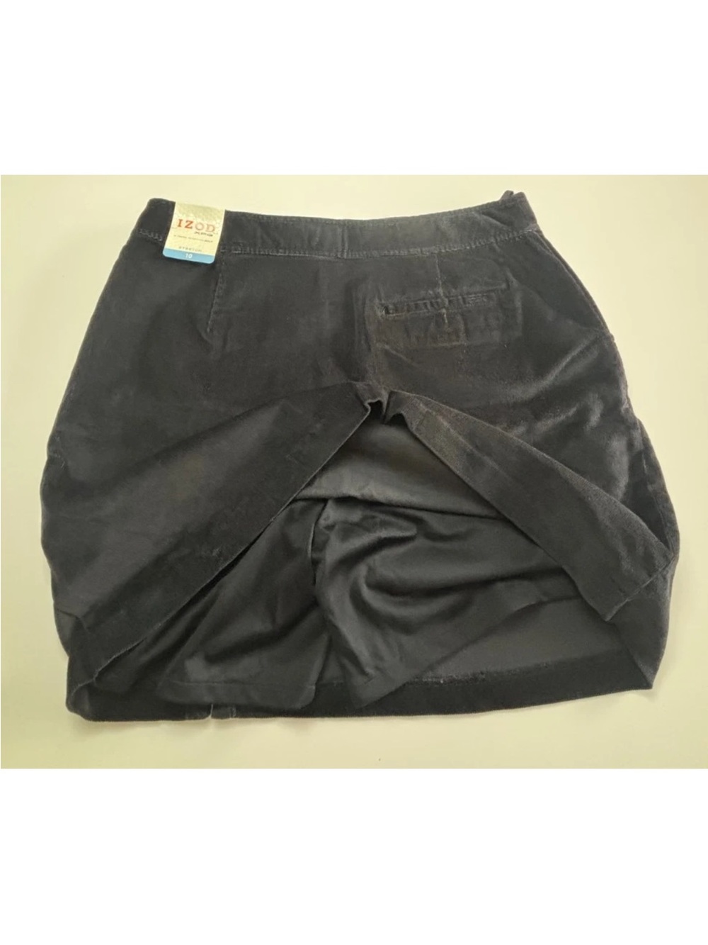 Izod XFG X-treme Golf Skort in Black Stretch Corduroy - size 10 New with Tags - Picture 4 of 4